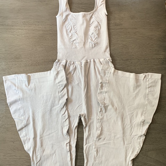 NWOT! FP Free People Movement Good Karma Flare Onesie Sz XS/S - Picture 5 of 7